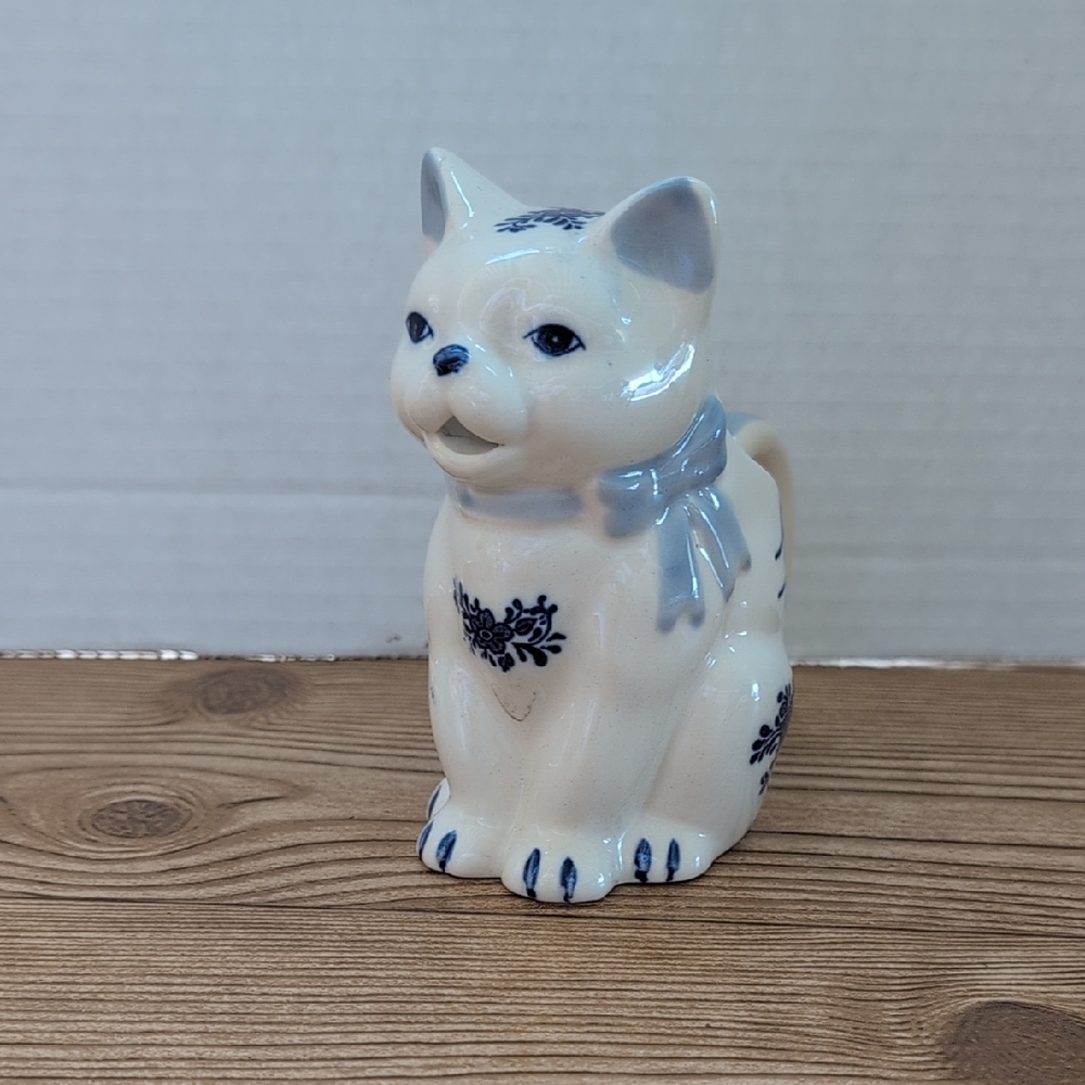 Blue and White JSNY Ceramic Sitting Cat Creamer